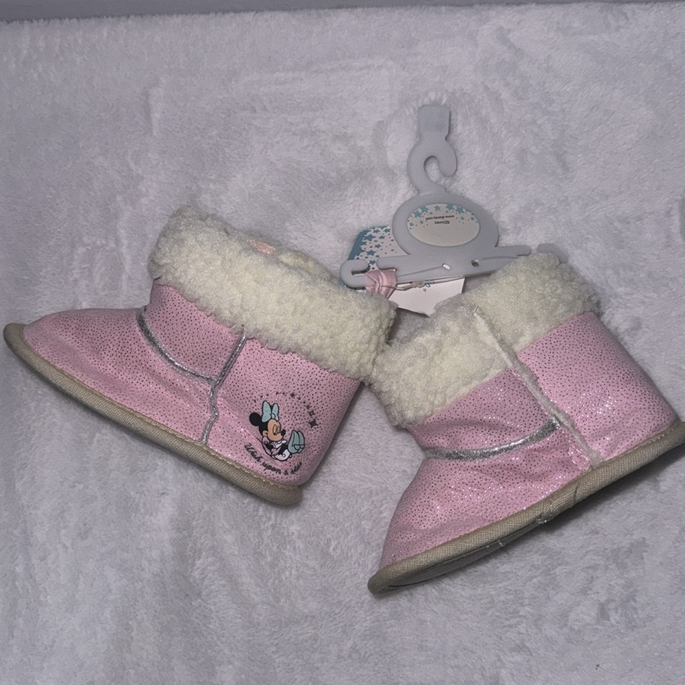 Disney Baby Minnie Mouse Boots Size 9-12 Months